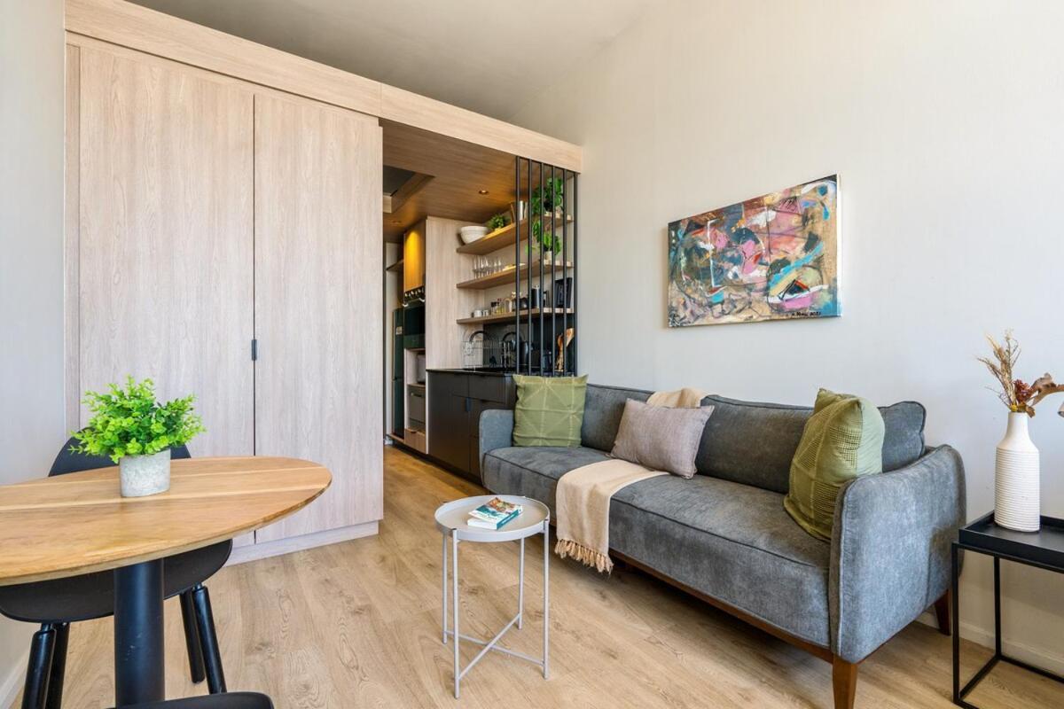 Apartment Stunning Little